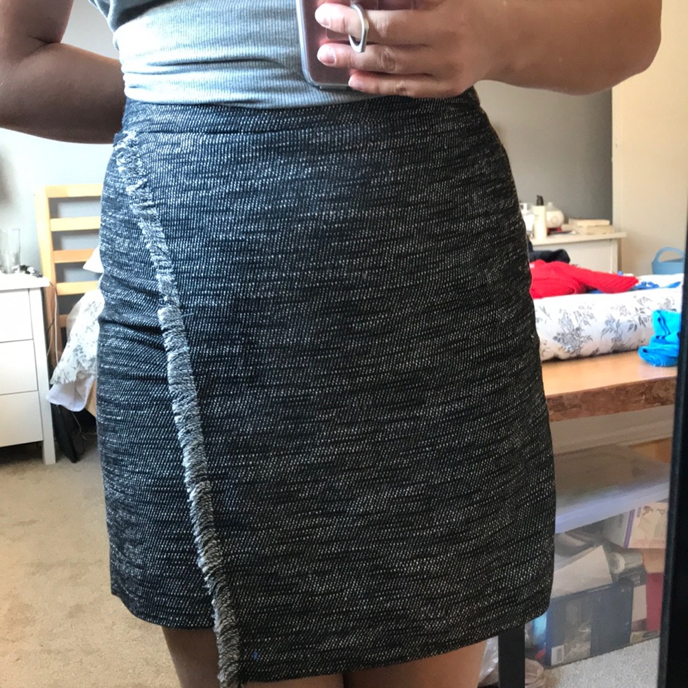 Ann Taylor LOFT tweed skirt
